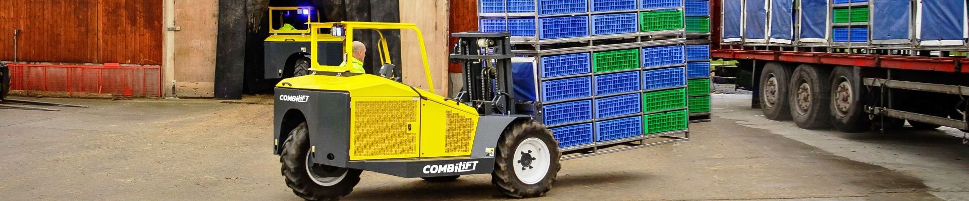 COMBILIFT_RT-Gefluegel und Gelaende.jpg